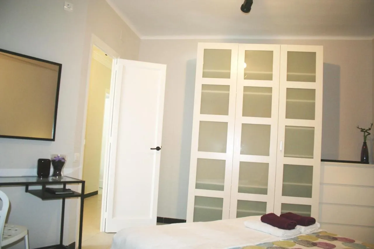 Apartment Carrer Lepant Barcelona Spain